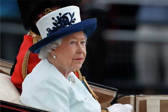 Hé lộ về bệnh tình của Nữ hoàng Anh Elizabeth II trong những tháng cuối đời