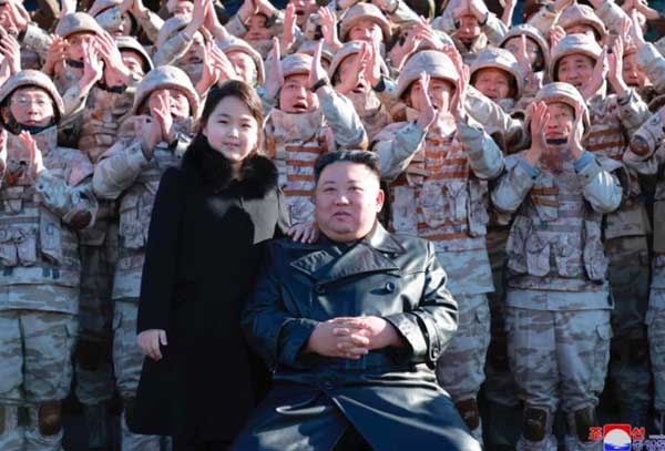 Con gái ông Kim Jong Un tái xuất, đốt nóng tranh luận về người kế vị-3