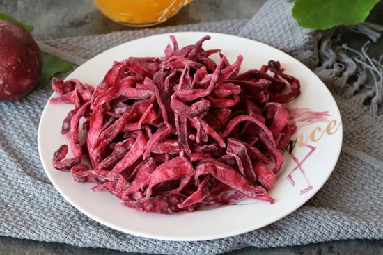 Thử làm mứt vỏ chanh leo chua ngọt lạ miệng