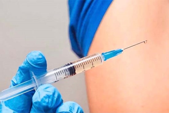 Điều tra vụ bé trai 2 tuổi tử vong sau khi chữa bệnh ở tiệm thuốc tây