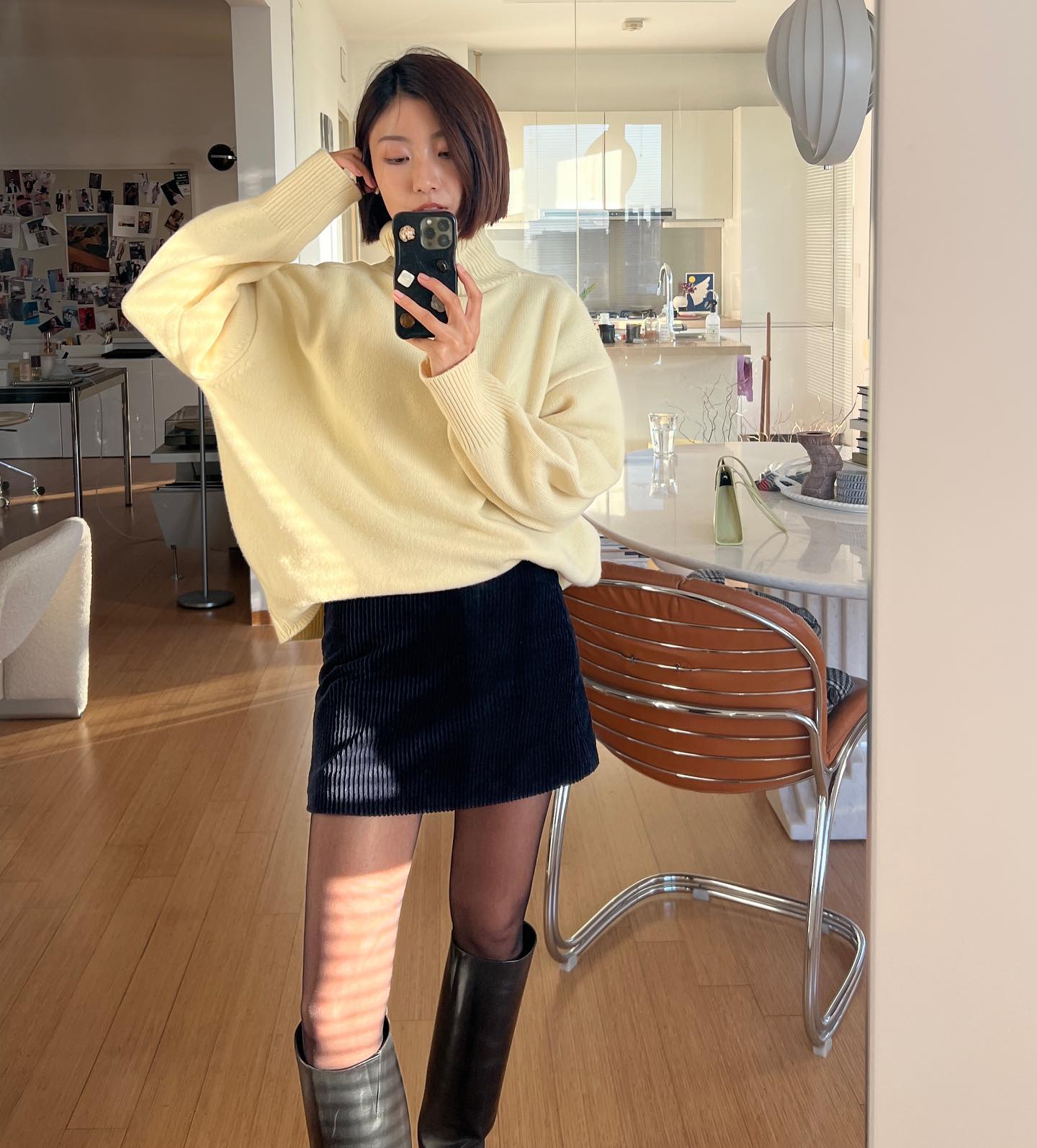 5 kiểu chân váy ngắn giúp style Tết thêm trẻ trung năng động-1