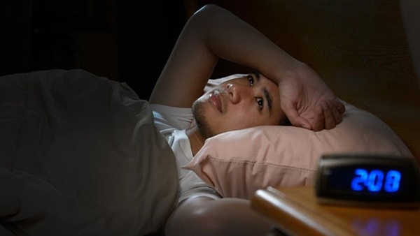 Bật tivi hoặc đèn khi ngủ có thể dẫn tới hậu quả không mong muốn-3