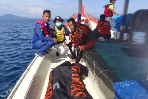 Rơi trực thăng tại Indonesia, phi hành đoàn thiệt mạng và mất tích-1
