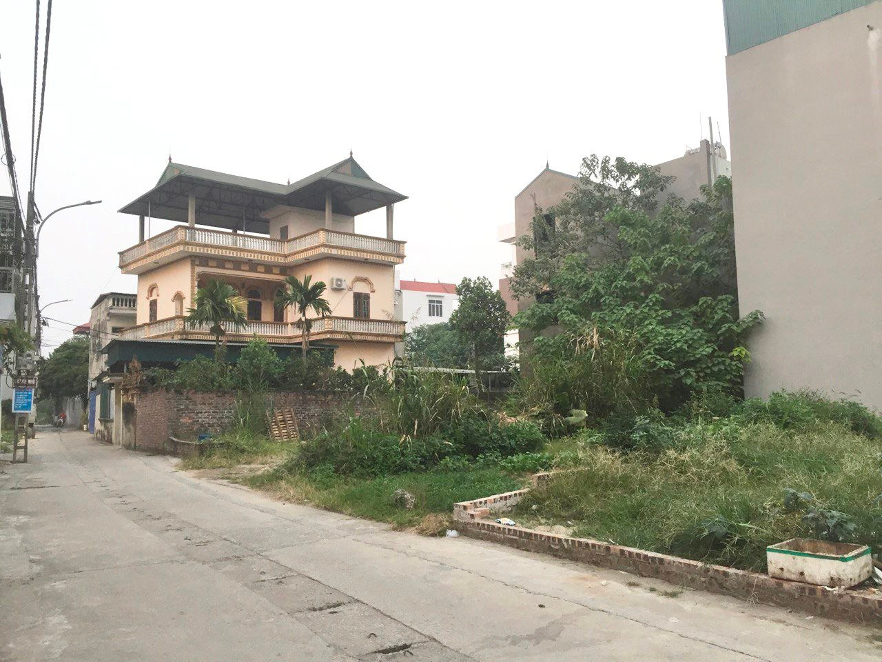 Đất làng quê có giá gần 200 triệu đồng/m2 trước thềm lên phố-4