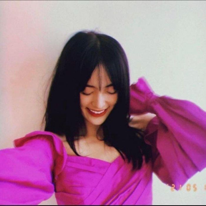 Hạ Vi không còn tiều tụy, trở lại tươi tắn, cá tính-13