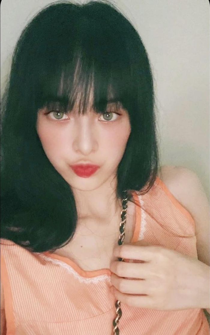 Hạ Vi không còn tiều tụy, trở lại tươi tắn, cá tính-11