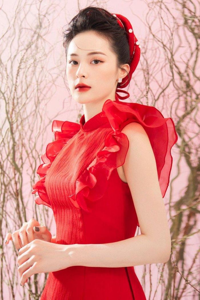 Hạ Vi không còn tiều tụy, trở lại tươi tắn, cá tính-7