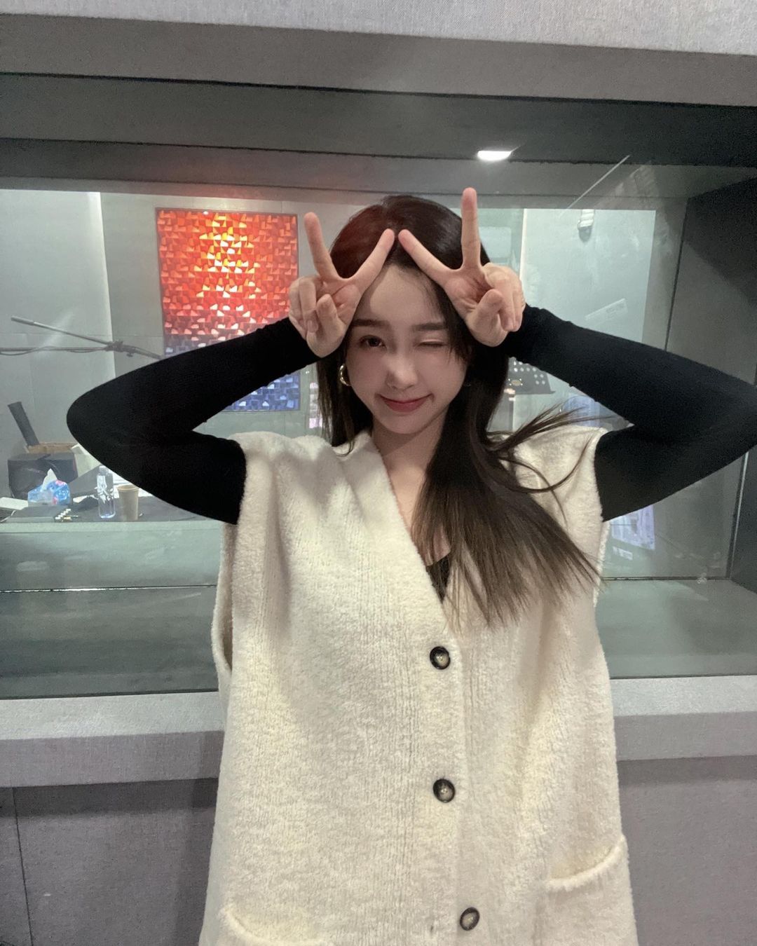 Học lỏm gu thời trang sang xịn của 2 tiểu Hoa đán sau 95 đình đám Cbiz-9