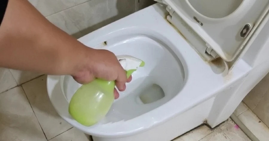 Hòa kem đánh răng với nước vo gạo: Việc đơn giản giúp giải quyết vấn đề nhà nào cũng gặp-2