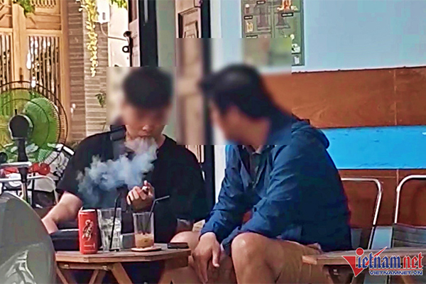 Nghi ngờ bị cướp người yêu, cầm đá ném vỡ đầu người khác-2