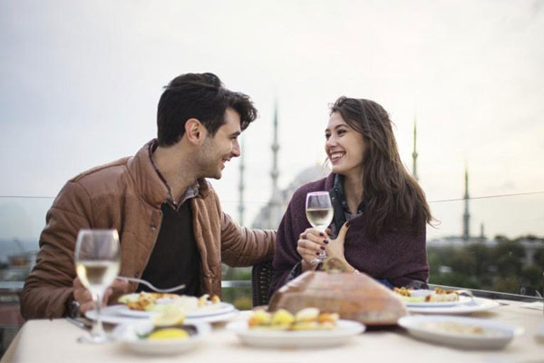 Để đánh giá một người đàn ông có đáng tin hay không, bạn cần nhìn vào 3 khía cạnh này-2