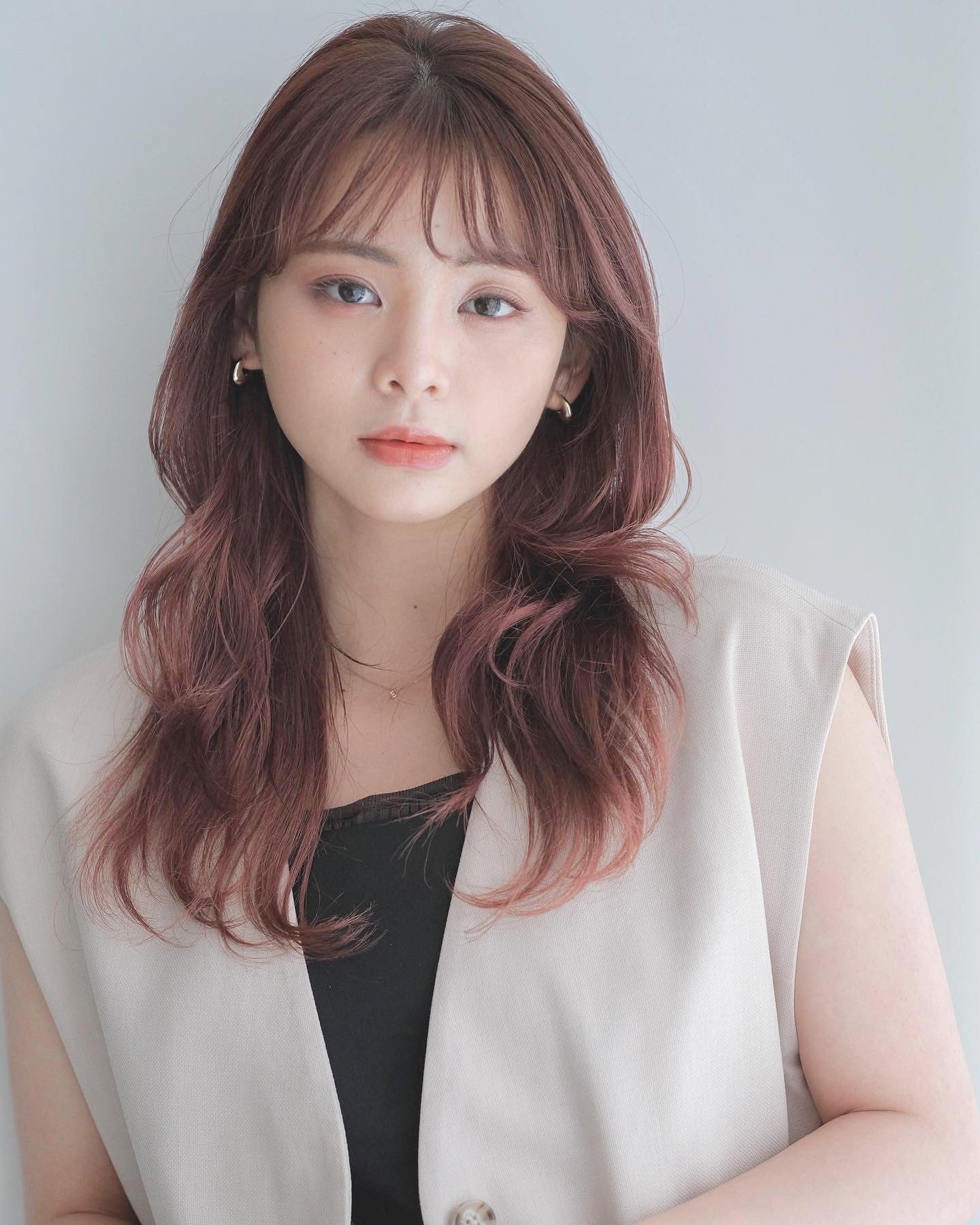 5 kiểu tóc nhuộm nâu trẻ trung, tôn da cho Tết 2023-7