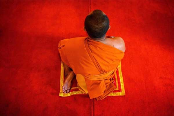 Thái Lan: Một ngôi chùa bị bỏ không vì sư phải đi cai nghiện-1