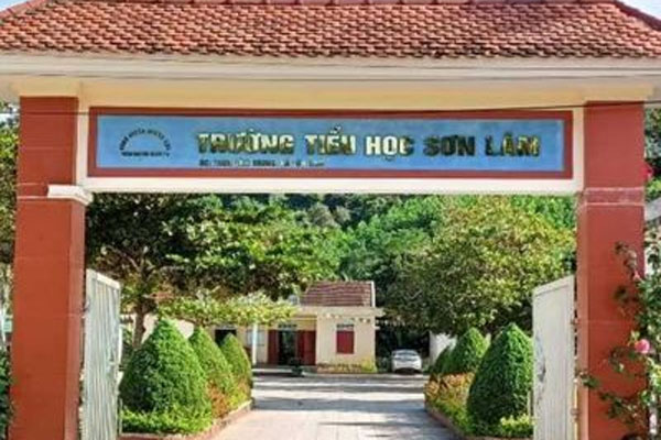 Vụ hiệu trưởng điều giáo viên đi tiếp khách: Những VIP nào được điểm tên?-2