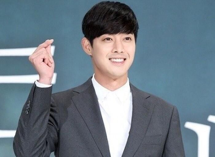 Nam ca sĩ nổi tiếng bị tố quỵt tiền chu cấp nuôi con với bạn gái cũ trong 8 năm-3