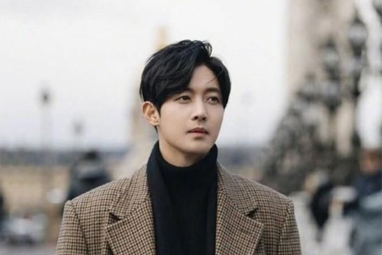 Nam ca sĩ nổi tiếng bị tố 'quỵt' tiền chu cấp nuôi con với bạn gái cũ trong 8 năm