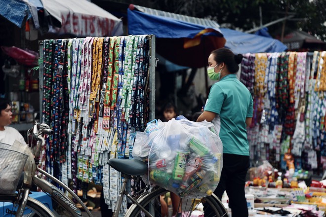 Gần 1.200 công nhân ở TP.HCM bị sa thải trước Tết: Nhiều người bật khóc trong ngày làm việc cuối cùng-6