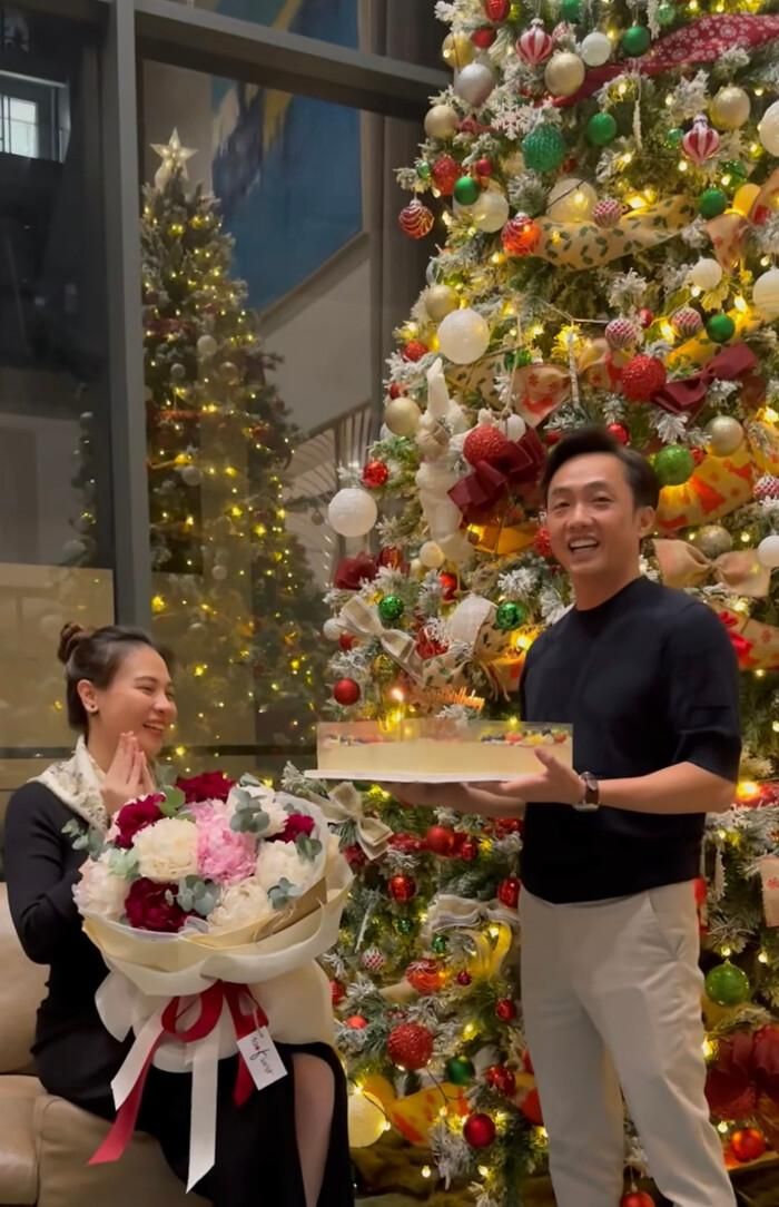 Cường Đô La chơi lớn tổ chức tiệc sinh nhật tại gia hoành tráng cho Đàm Thu Trang-2