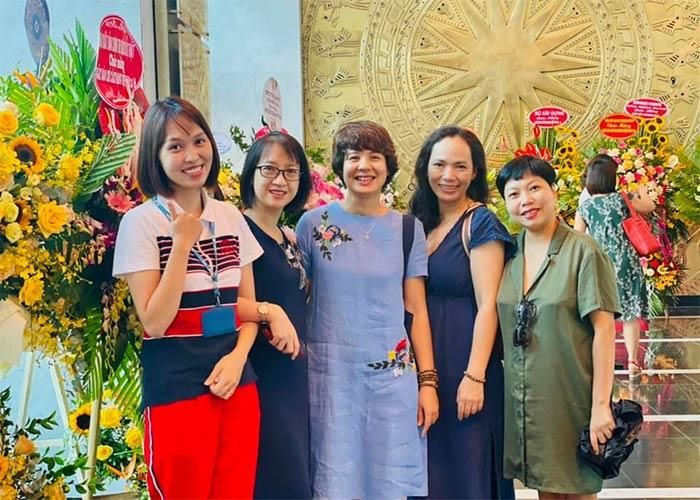 Cuộc sống của MC Diễm Quỳnh sau khi lên chức giám đốc-5