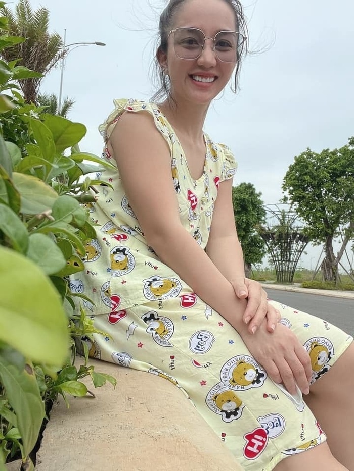 Vợ Lê Dương Bảo Lâm mặc đồ bộ 35K nhưng mạnh tay sắm đồ cho con trai mới sinh với giá hú hồn-5