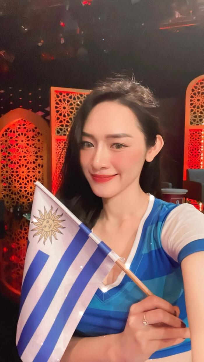 Cựu thí sinh Đường lên đỉnh Olympia lột xác ngoạn mục: Từ cô gái mọt sách đến hotgirl nóng bỏng-2