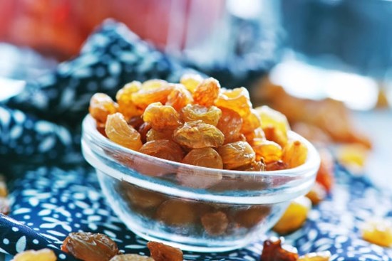 Tự làm nho khô vừa ngon lại dễ cho dịp Tết nhâm nhi không biết chán