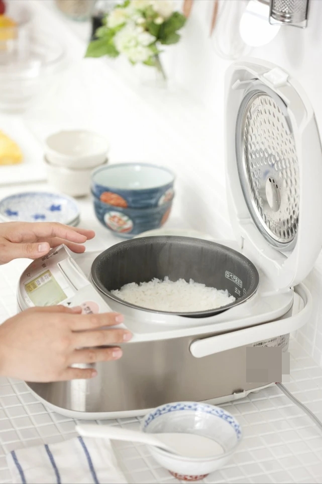 Nếu nồi cơm điện ở nhà xảy ra hai sự cố này, hãy thay nồi mới càng sớm càng tốt-1