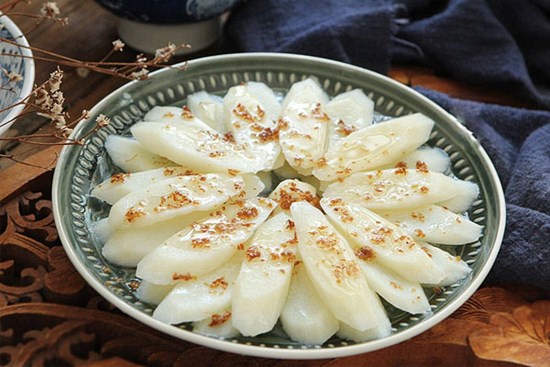 Loại củ ngày xưa chống đói, giờ thành món ăn giúp chị em dưỡng da