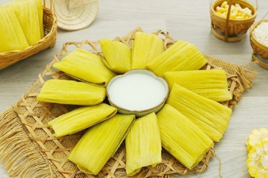 Làm bánh ngô nước cốt dừa thơm dẻo tại nhà