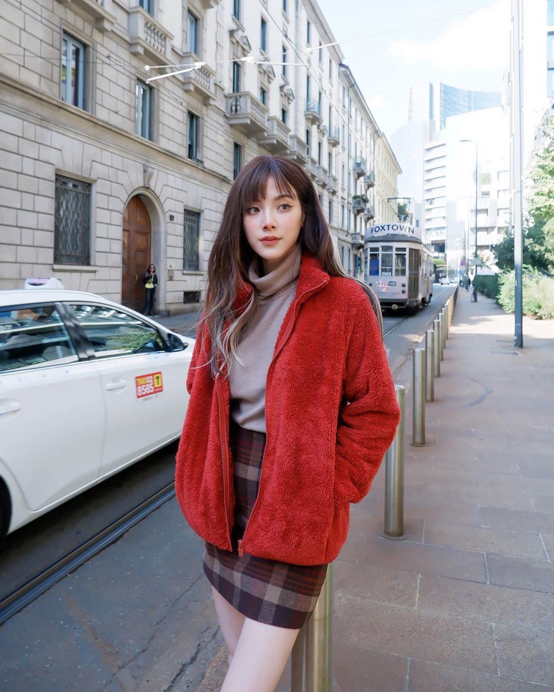 Tủ đồ đông đơn giản mà đẹp của ngọc nữ Thái Lan Baifern Pimchanok-3