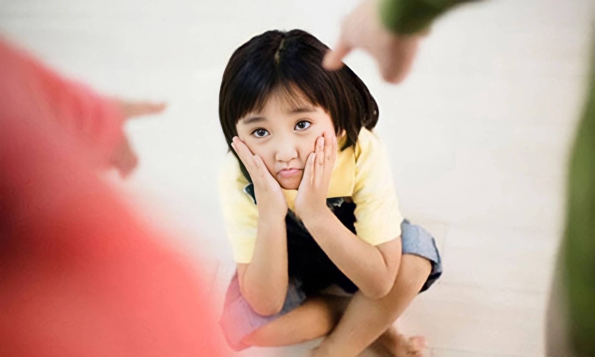 Nếu con có hành động xấu này, bố mẹ đừng vội mắng: Bởi chuyên gia nói đó là biểu hiện của đứa trẻ dũng cảm, bản lĩnh!-1