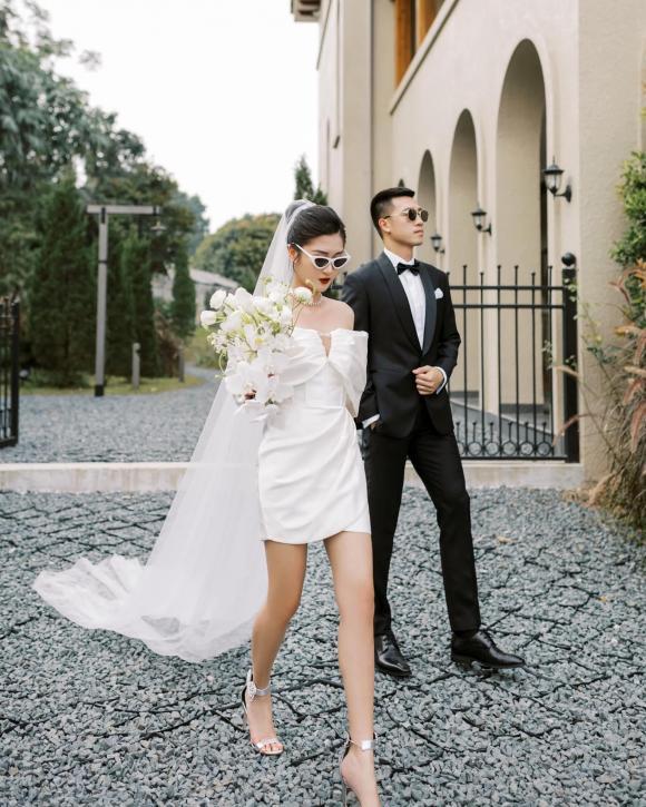 Thêm cầu thủ nổi tiếng sắp lấy vợ, nhan sắc cô dâu gây bất ngờ-4