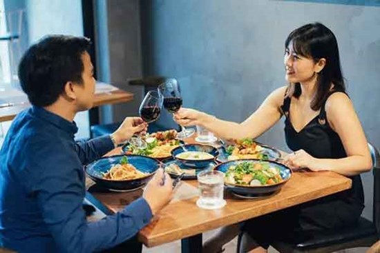 Bữa cơm cô hàng xóm 'nấu giúp' cho chồng tôi giữa trưa và sự thật không người vợ nào muốn biết