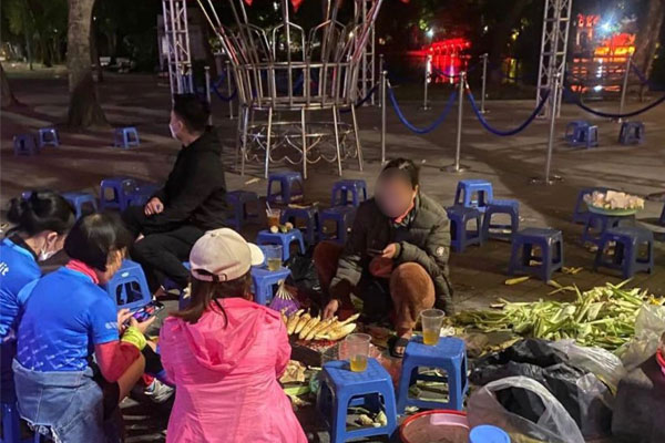 Bán 80.000 đồng một củ khoai nướng, người phụ nữ nói do giá nhập cao-3