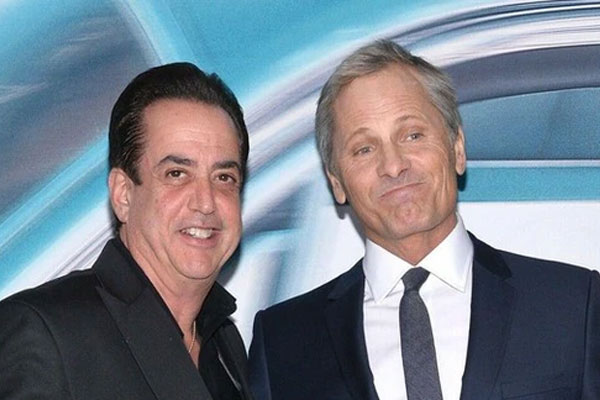 Nam diễn viên Hollywood bị vứt xác ngoài đường-1