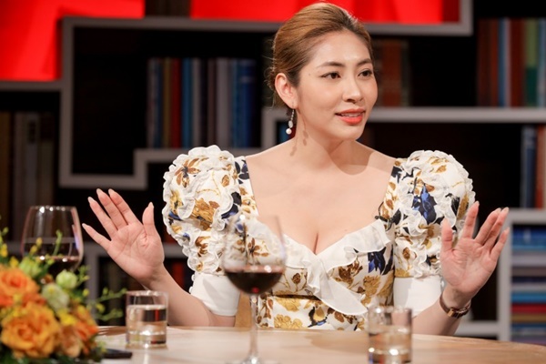 HH Đại dương Đặng Thu Thảo từng ăn nửa cuộn giấy trong thời điểm bị trầm cảm-1