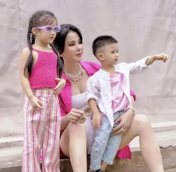 Elly Trần bật khóc khi thấy Diệp Lâm Anh mất quyền nuôi con-2