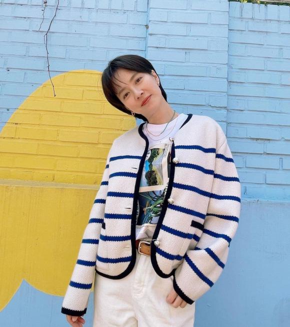 Tạo hóa ưu ái cho Song Ji Hyo gương mặt trẻ trung lại còn có gu thời trang hack tuổi U45-6