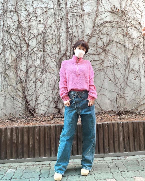 Tạo hóa ưu ái cho Song Ji Hyo gương mặt trẻ trung lại còn có gu thời trang hack tuổi U45-4