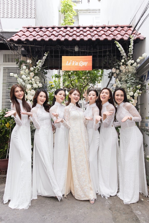 Á hậu Thuỳ Dung dịu dàng với áo dài trong lễ rước dâu, dàn bê tráp toàn sao nữ đình đám-6
