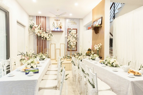 Á hậu Thuỳ Dung dịu dàng với áo dài trong lễ rước dâu, dàn bê tráp toàn sao nữ đình đám-8