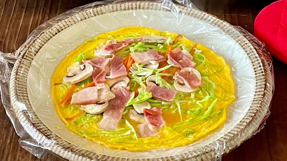 Dùng lò vi sóng làm trứng cuộn thịt rau củ vừa ngon vừa đẹp chỉ trong nháy mắt-4