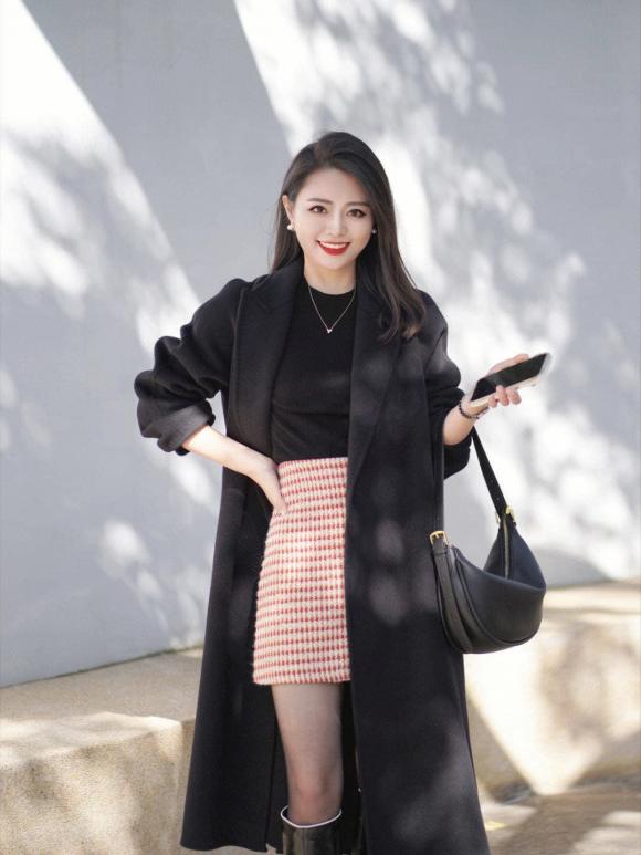 Gợi ý cho phụ nữ ngoài 30: Hãy mặc những chiếc áo khoác này vào mùa đông giúp tôn lên khí chất và sự quý phái-4