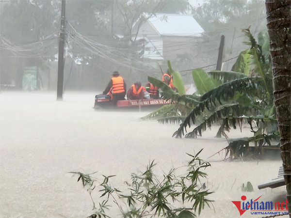 Tìm thấy thi thể 2 cậu cháu bị lũ cuốn ở TT-Huế-1