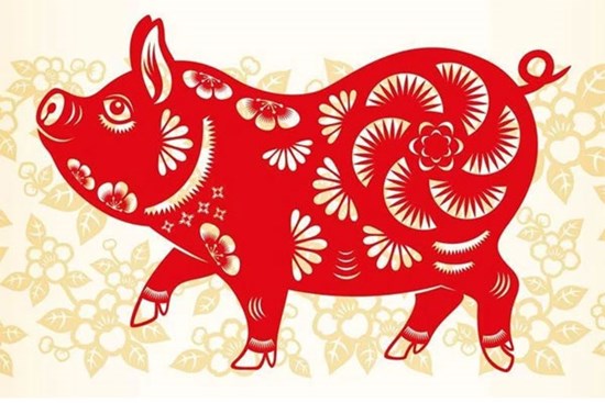 Quê mùa 1 cục nhưng 3 tuổi này lại giàu nứt vách, cứ im ỉm, không bao giờ khoe tiền khoe của