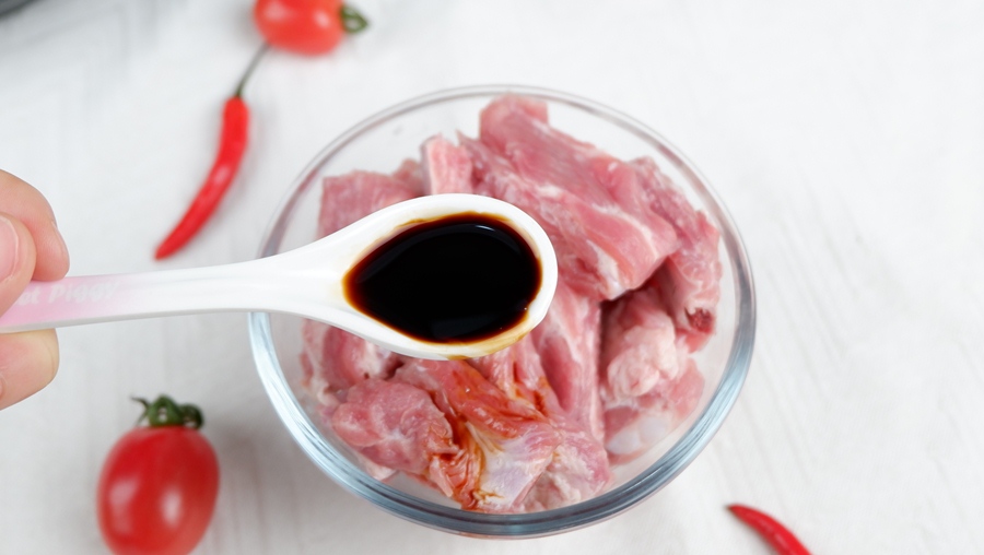 Trời lạnh làm món sườn chiên muối tiêu tỏi vừa ngon vừa dễ-3