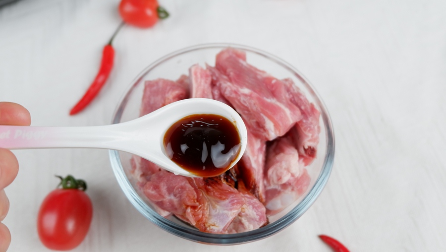 Trời lạnh làm món sườn chiên muối tiêu tỏi vừa ngon vừa dễ-4