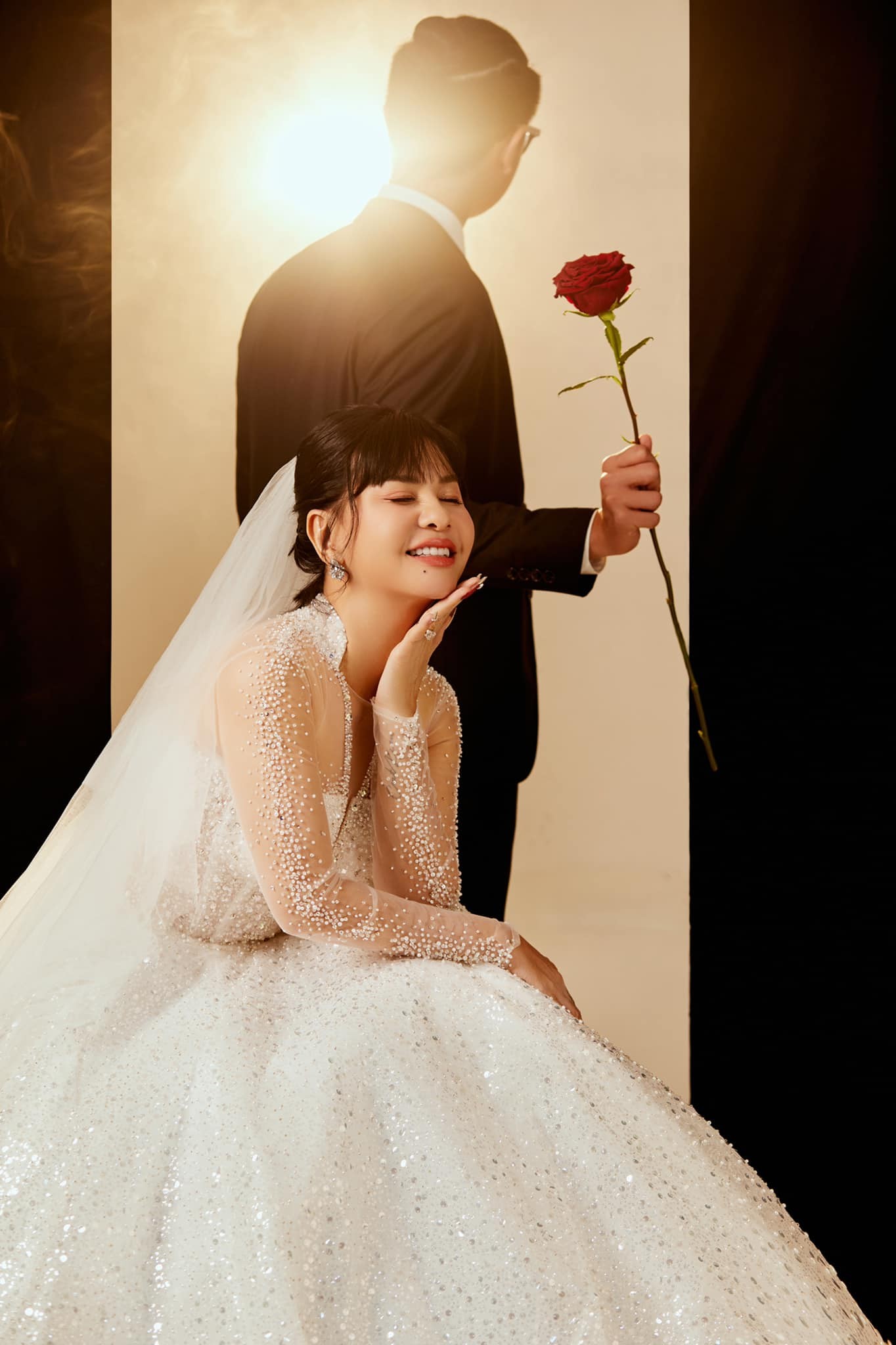 Cát Phượng chụp bộ ảnh cưới bên cạnh người đàn ông đặc biệt cùng những chia sẻ gây xúc động-7