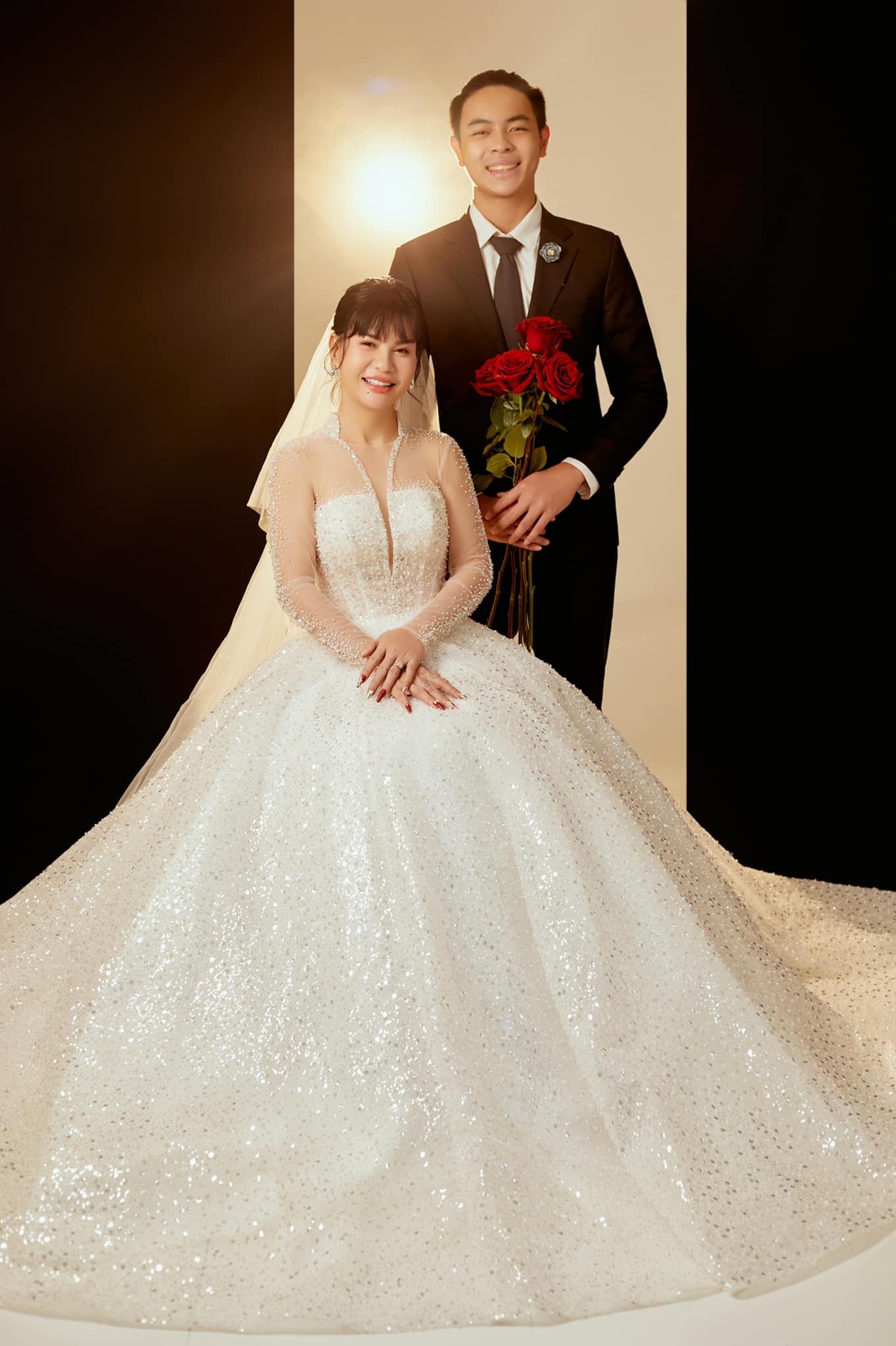 Cát Phượng chụp bộ ảnh cưới bên cạnh người đàn ông đặc biệt cùng những chia sẻ gây xúc động-12