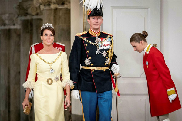 Hoàng tử Đan Mạch chuyển đến Mỹ sau khi các con bị xóa tước vị-1